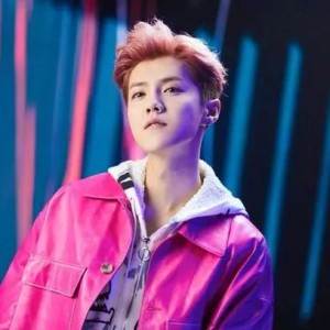  电竞明星选手签约代言知名品牌