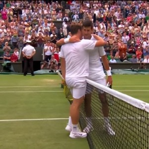  德约科维奇直落三盘横扫对手强势夺冠