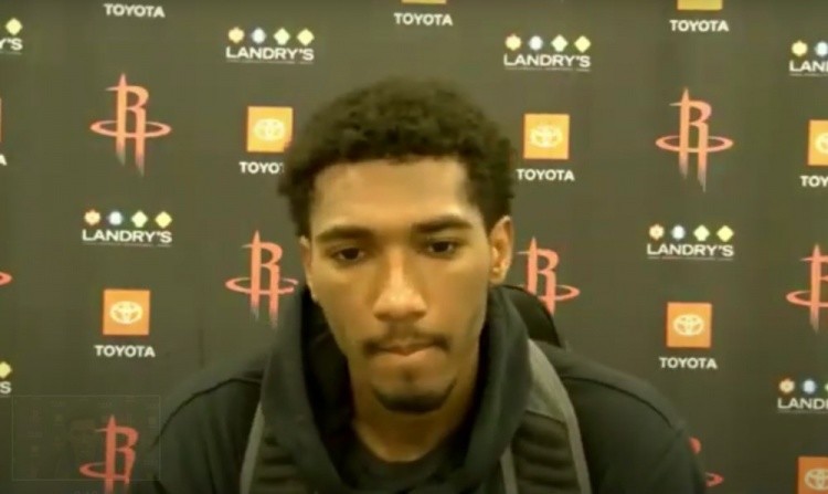  板凳匪徒异军突起成为制胜奇兵