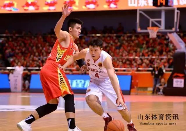  山东高速全员皆兵，团队篮球击溃广东队
