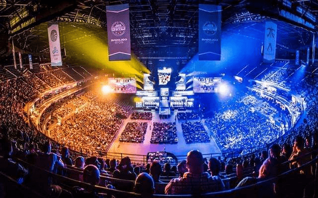  电竞选手刷新纪录创造历史时刻  