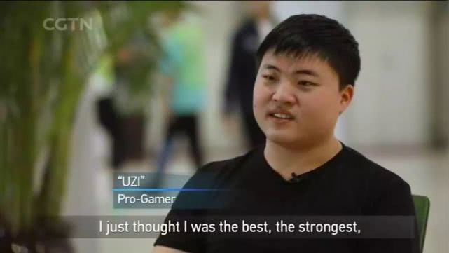  电竞纪录片热播，揭秘职业选手日常
